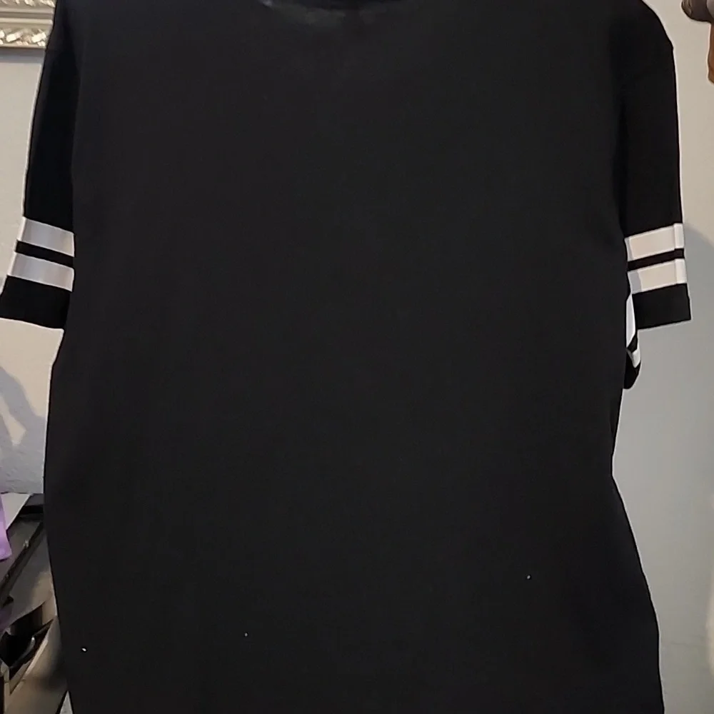 NOPE Brand "Bronx" Tee Size Medium - Picture 6 of 8